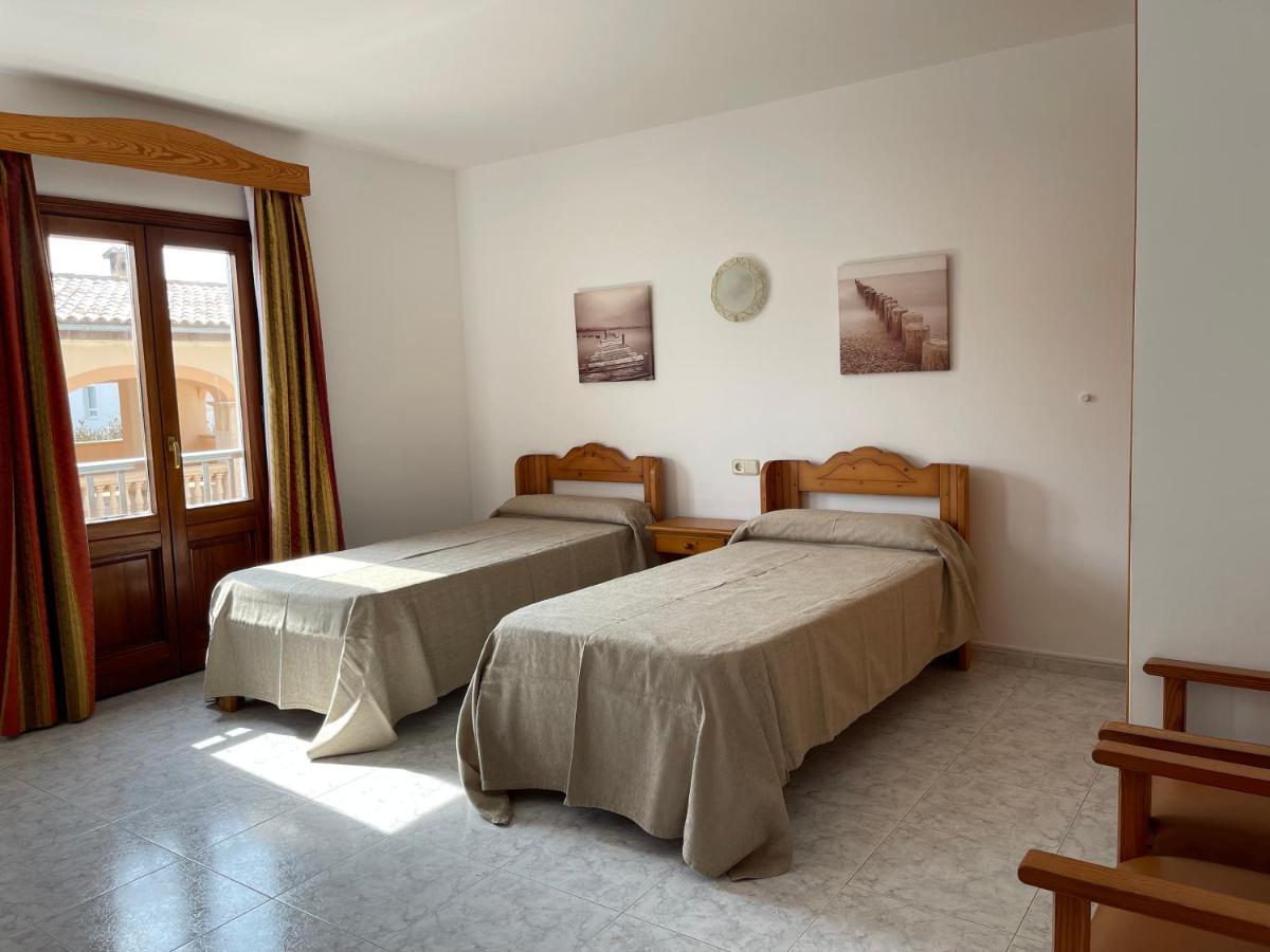 Hostal Can Gallu Cala Ratjada  Buitenkant foto